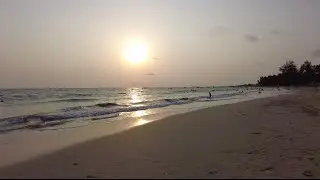 Amazing Ngapali Resort, which is located in the beach of Ngapali. Ngapali beach.