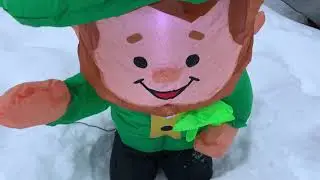 Unboxing the new for 2020/21 leprechaun St Patrick&rsquo;s day inflatable