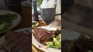 Is this steak cooked enough for you? 🥩🤷🏽&zwj;♂️ With @argentinian_steakhouse