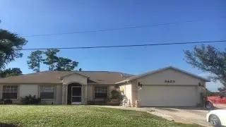 5425 25th PL SW, NAPLES, FL Presented by Lisset Franco.