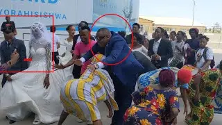 The Best Tanzania Wedding Entrance Dance❤️ MAHARUSI ZAIDI YA 10 WAFANYA SHEREHE YA PAMOJA🎶❤️