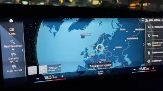 BMW iX Curved Display