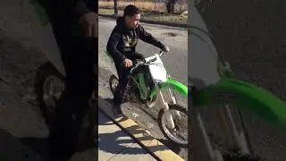 Kx 85 vs cops