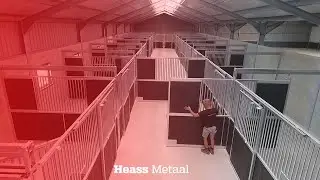 Paardenboxen Heass Metaal - Uitschuifbare tussenwand