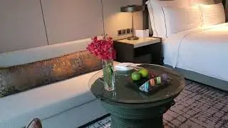 Conrad Hotel, Bangkok, Premium and Premium Corner Room