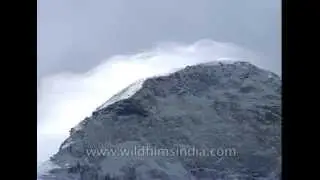Summit jet-stream plumes on Nanda Devi summit