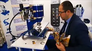 GF-20 PNEUMATIC CURTAIN EYELET MACHINE