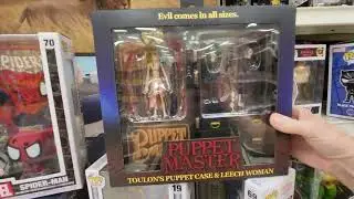 HALLOWEEN FANS - PUPPET MASTER CREEPY EVIL LEACH WOMEN WITH ACCESSORIES - NECA COLLECTIBLE FIGURES
