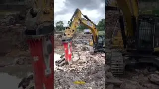 CAT 352 with Rammer #shorts