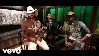 Lucas Reis & Th&aacute;cio - Casal Arrumado