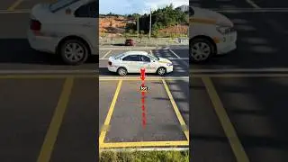 Как правильно парковать автомобиль задним ходом #парковказаднимходом #регулировказеркала