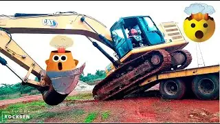 Mind-blowing Video! CAT 330 Excavator Loading in Low Bed Truck by Experience Operator