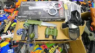 Toy Weapons Mystery Box &ndash; DW Revolver, PUBG AKM, M416 & AWM, Radios & PUBG Guns Unboxing