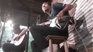 Just The Two of Us - Live Acoustic Band #GroovyBassLine
