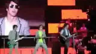 Jonas Brothers concert videos- August 16th-Part 1