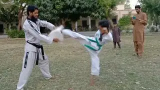 Kids Taekwondo Breakings || Kavish Taekwondo Academy Haroonabad