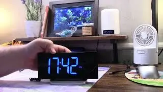 Uptimus Projection Alarm Clock With FM Radio Review