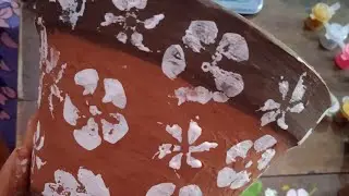 lets paint pot with me ✌with random flowers and leaf 🍃🌸🌼#thingstodowhenyouarebored #painting #art 🎨