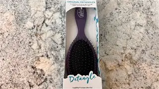 My Review of the Wet Brush Original Detangler Hair Brush