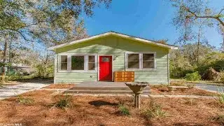 18918 Malone Rd, Fairhope, AL Presented by Robb & Kelly Colley.