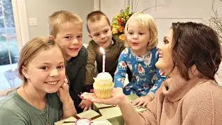 Happy Birthday Mama! Bonnie turns 33