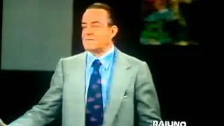 CORRADO presenta DOMENICA IN (ospite: CARLO DAPPORTO)