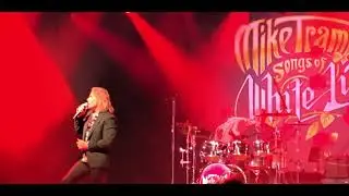 Out with the boys - Mike Tramp🎶White Lion - Kulturium Ish&oslash;j🇩🇰 - nov 25 #miketramp #whitelion #rock