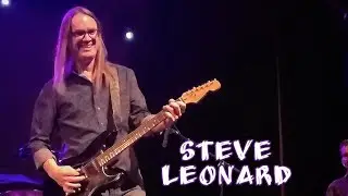 Steve Leonard sings 'Starman' and 'Be Like Alfonso' on December 31st, 2023.