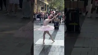 What an amazing street performance! #sydney #busker #ballet #pittstreet