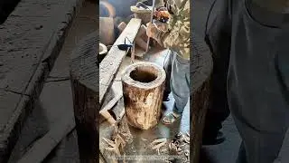 Use A Electric Chisel To Hollow Out Round Log For Making A Wooden Beehive !