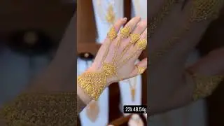 Beautiful modern jewellery #gold #مجوهرات