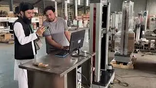 Electronic universal tensile testing machine, for on-site operation