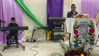 Ensayando con hermano Juan Setino