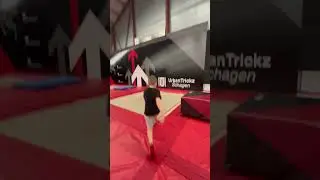 Urban tricks Schagen#Salto #Backflip #SideFlip #FrauenFlip #Barani ￼