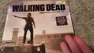 The Walking Dead Original Soundtrack Volume 1 Vinyl Record Unboxing - FYE Exclusive Blood Splatter