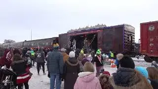 👨&zwj;🎤🎄American Authors at 2025 Canadian Pacific Holiday Train