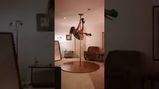 pole dance pose - trinity knot