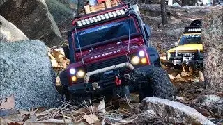 Traxxas TRX-4 vs Axial SCX10 II  Cherokee Rock Crawling