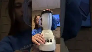 Приготовление сладкой ваты с помощью блендера