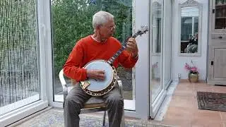G. Amendt testing GIBSON TG 75 tenor banjo