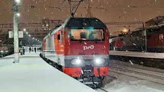 Отправление ЭП2К-222 с пассажирским поездом №306М сообщением Москва-Сухум