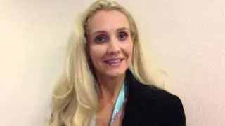 Karolina Schaefer Mktg Manager Metaflake de   iDate Cologne 2013