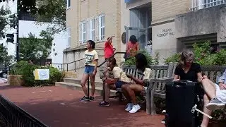 Freshmen move into Fulbright to accommodate large class size