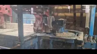 Oakmasters' Hundeggar K2i joinery saw cutting a tenon