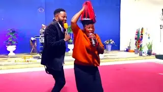 ROSE MUHANDO-INUA MIKONO TWENDE CANAAN {SIFA MOTO}