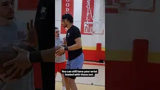 Forcing a tucked elbow can create tension & disconnection between the lower and upper body #shooting