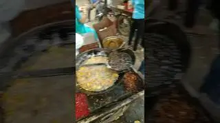 Udi mod ke famous Mangode #food #foodie #indianfood #foodlover #shorts #streetfood #viral #trending