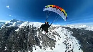 Paragliding in the Italian Alps at the Carasello 3000 🪂