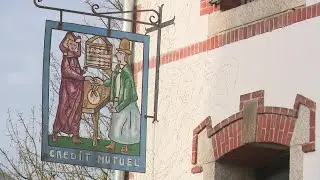 Moncontour (C&ocirc;tes d'Armor) : &eacute;lus, habitants et commer&ccedil;ants se battent pour garder l'agence bancaire