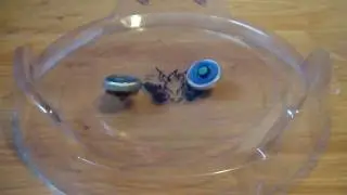 Beyblade Metal Fusion / Fight : Grand Ketos WD145RS VS Ray Gil 100RSF [HD]